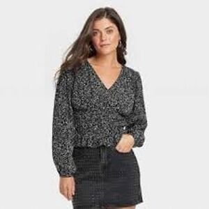 NEW Universal Thread Black & White Floral Balloon‎ Longsleeve Boho Blouse, XXL